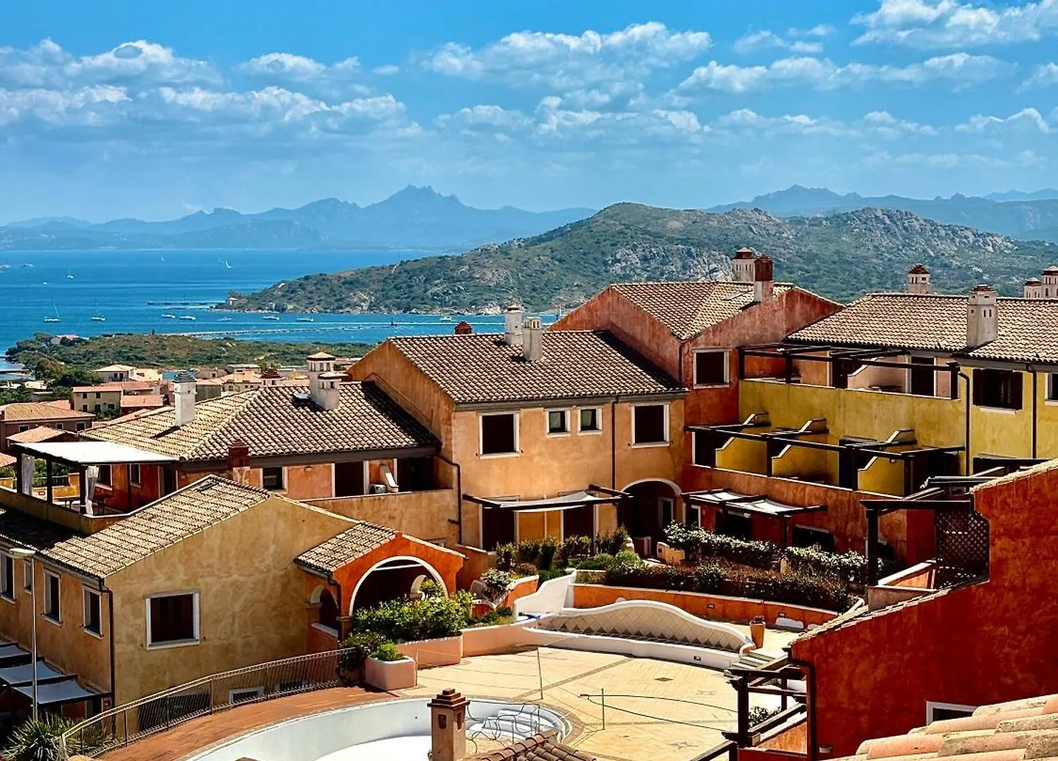 Residence Borgo Punta Villa La Maddalena  4*, La Maddalena (Sassari)
