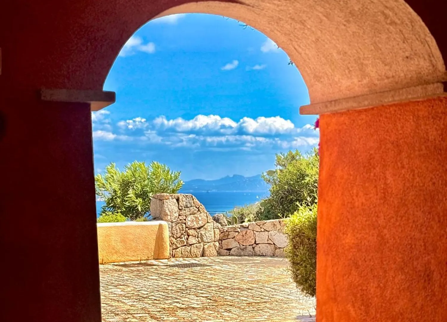Aparthotel Residence Borgo Punta Villa La Maddalena